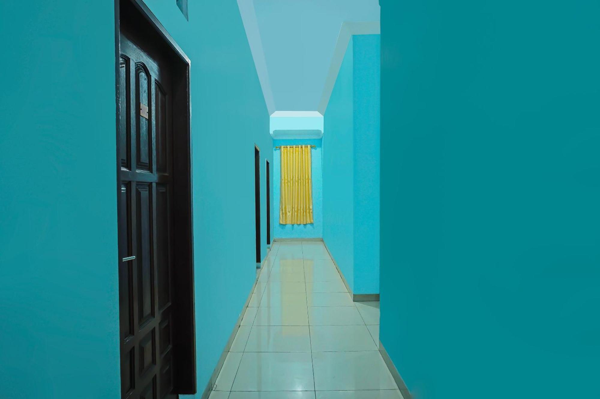 Oyo 92577 Hotel Sidikalang Near Kejaksaan Negeri Dairi 외부 사진
