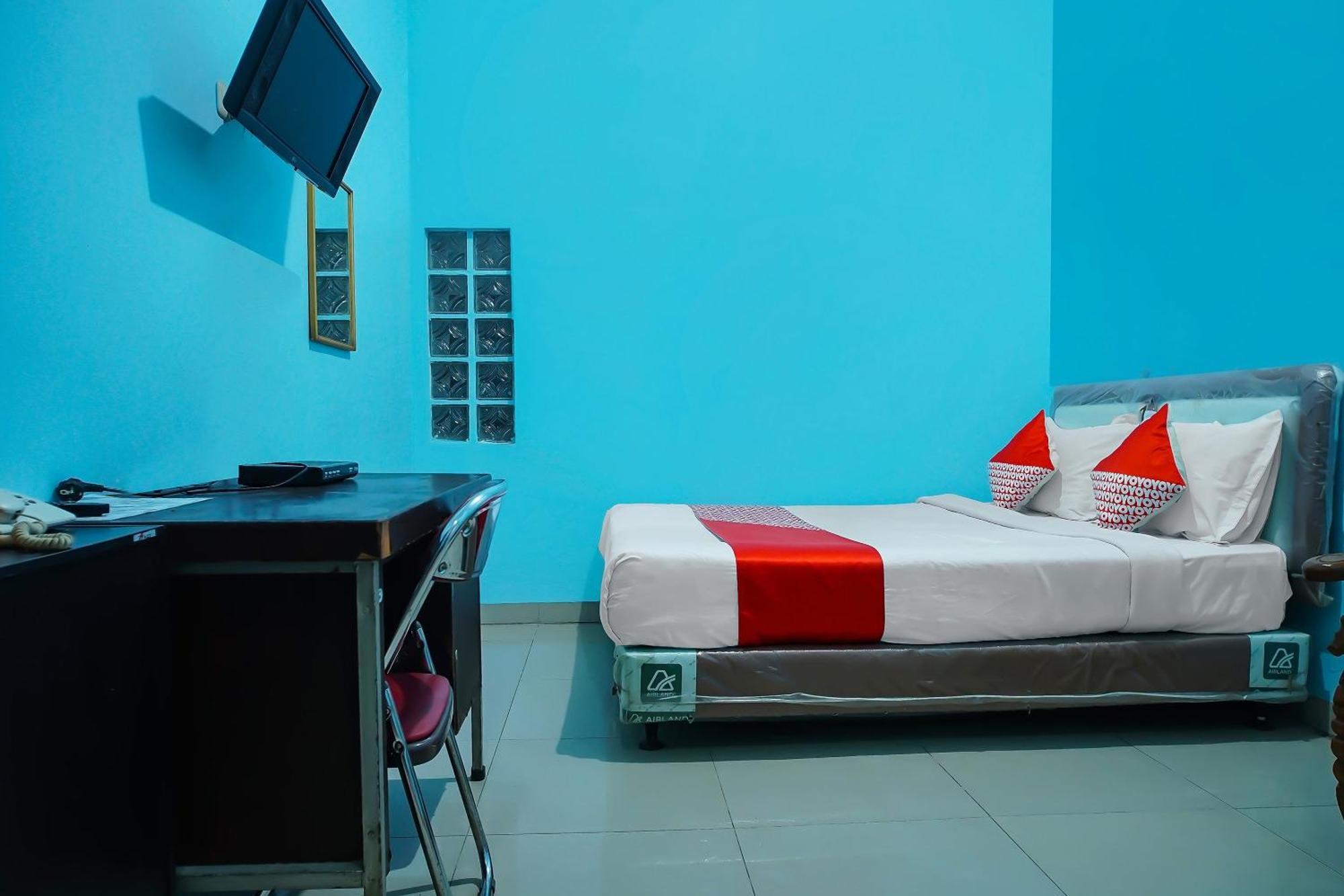 Oyo 92577 Hotel Sidikalang Near Kejaksaan Negeri Dairi 외부 사진