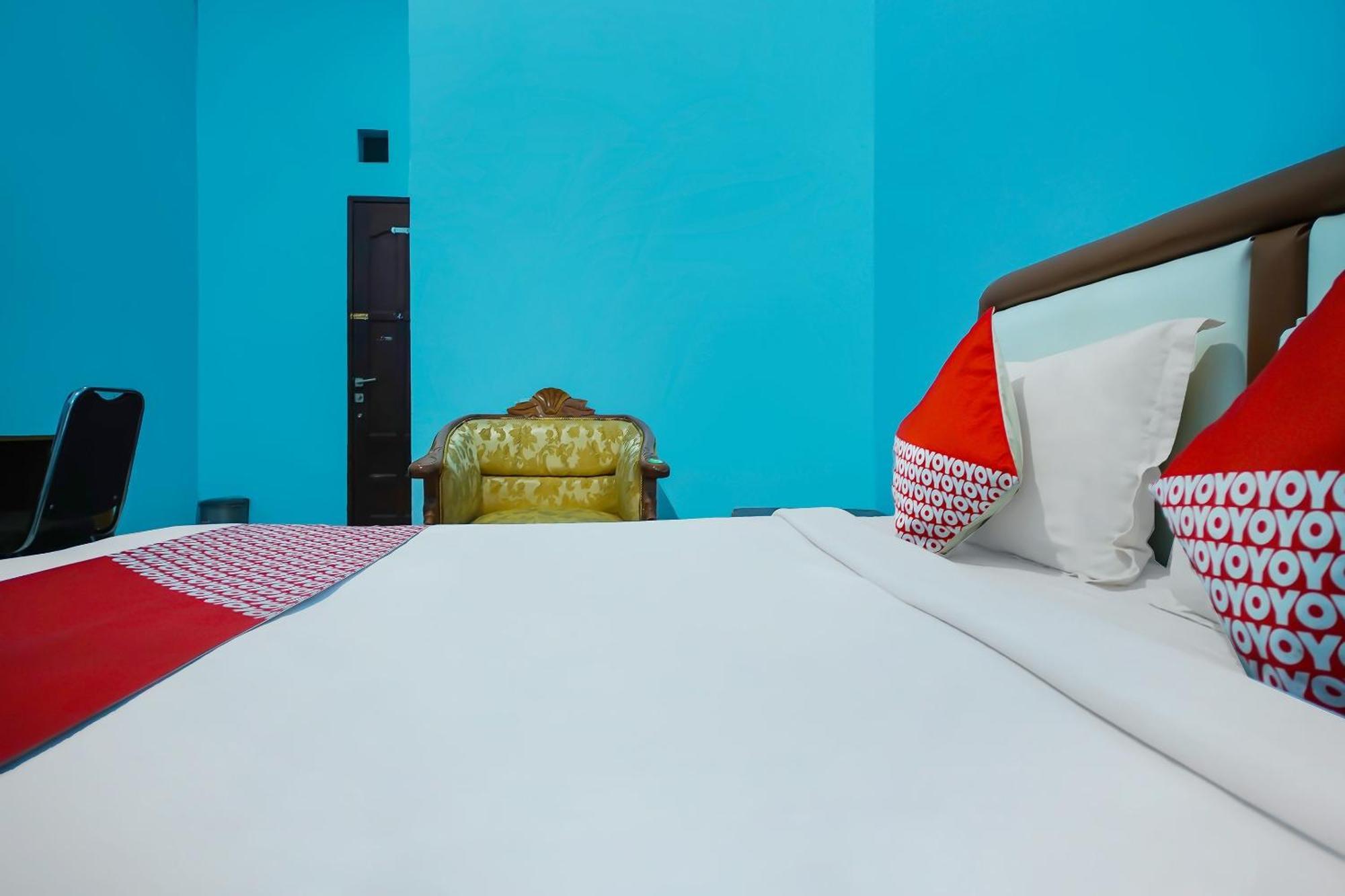 Oyo 92577 Hotel Sidikalang Near Kejaksaan Negeri Dairi 외부 사진